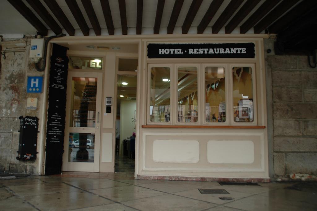 Hotel Zaravencia By Bossh Hotels Toro Exterior photo