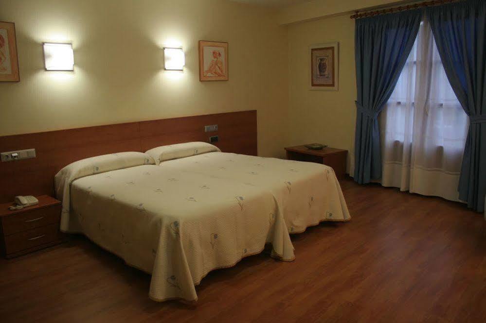 Hotel Zaravencia By Bossh Hotels Toro Exterior photo
